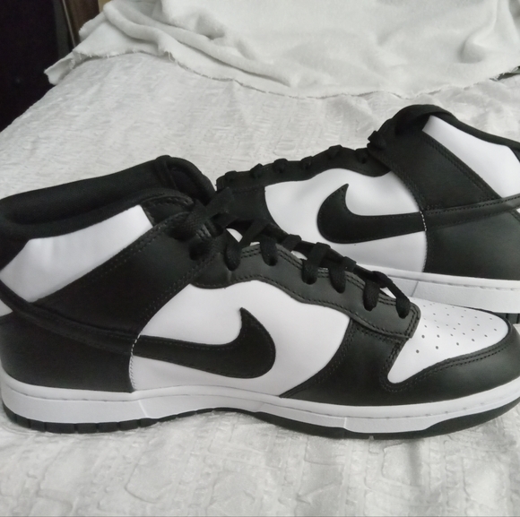 Nike Other - [FQ8784-100] Mens Nike DUNK MID 'PANDA'